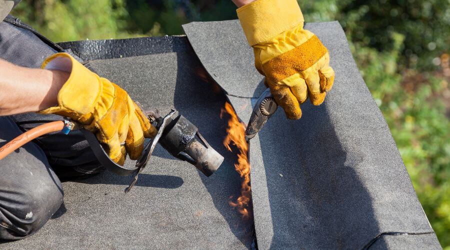 Professional residential roofers in Naponee, NE